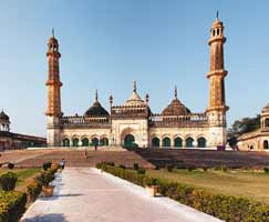 Honeymoon Tour To Uttar Pradesh